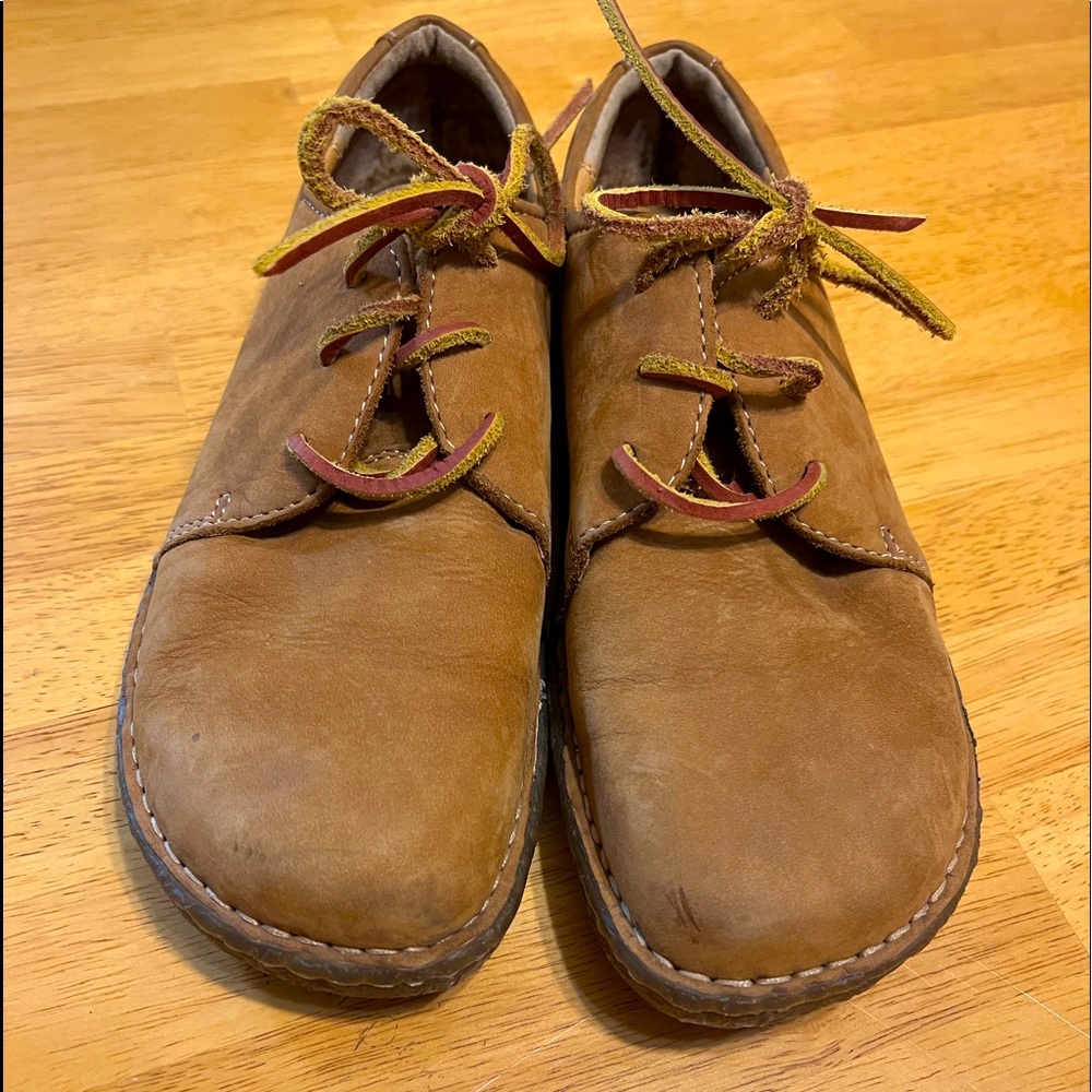 🌻🌹Covington tan leather 90’s 70s vibes 😎clogs/lace up size 8.5 EUC!🌹🌻